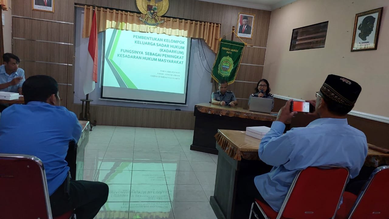 Penyuluhan Hukum di Kalurahan Trimurti, Srandakan, Kab Bantul