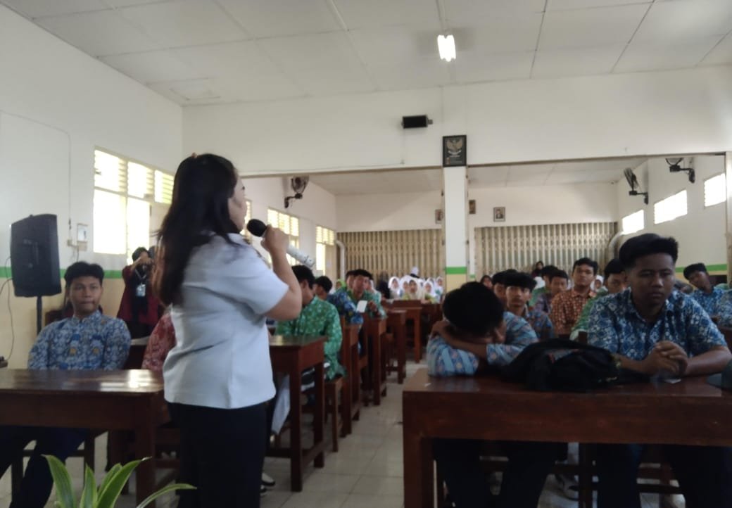 Penyuluhan Hukum SMK Muhammadiyah 4 Yogyakarta