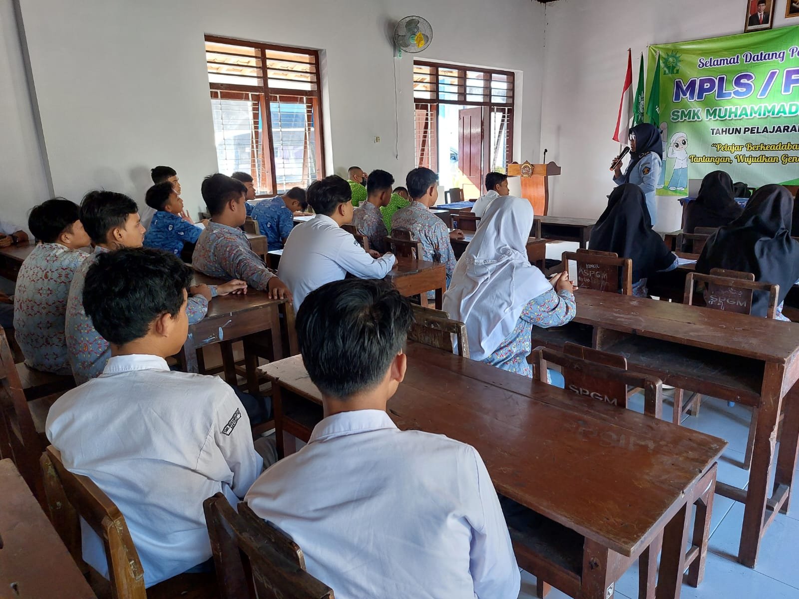 Penyuluhan Hukum di SMK Muhammadiyah Sentolo Kulon Progo