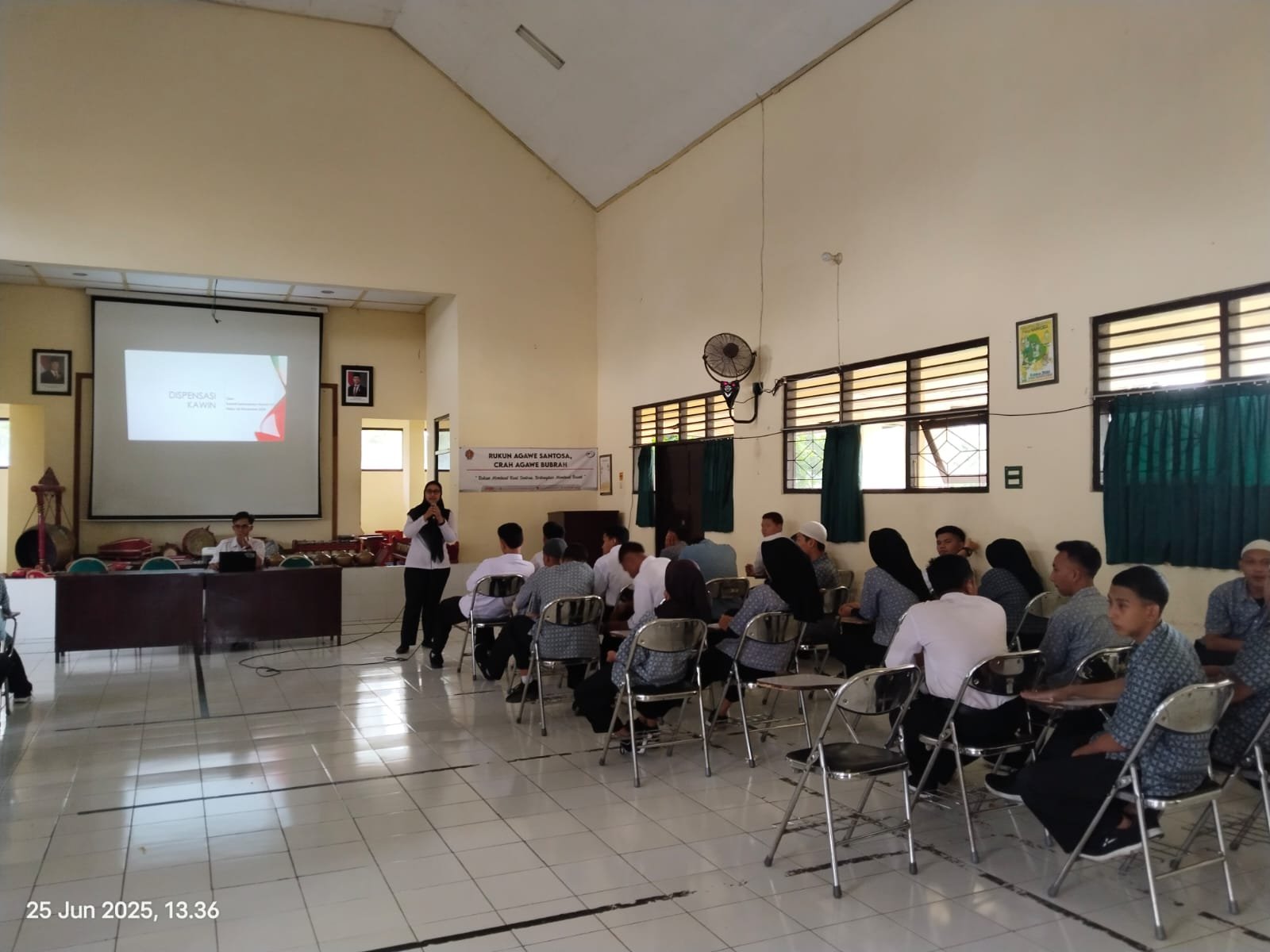 Penyuluhan Hukum tentang Perkawinan Anak dan Dispensasi Perkawinan terhadap PPKS Balai Perlindungan dan Rehabilitasi Sosial Remaja Dinas Sosial DIY